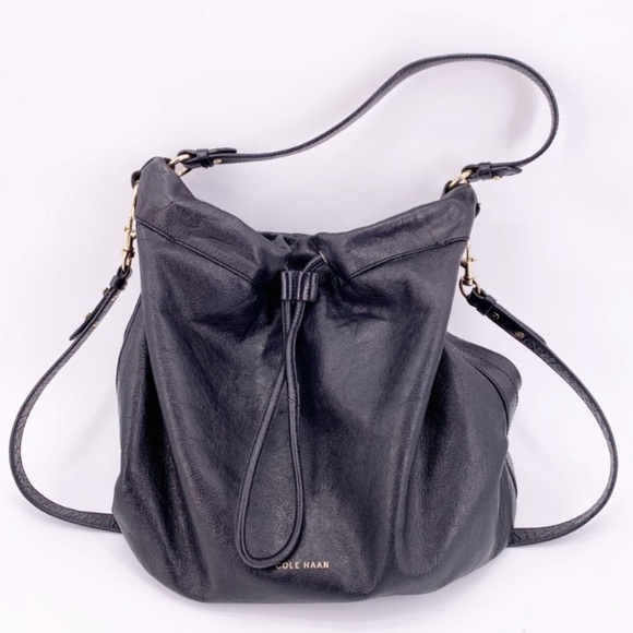 Cole Haan Handbags - Cole Haan XL Black Leather Stagedoor Studio Bucket